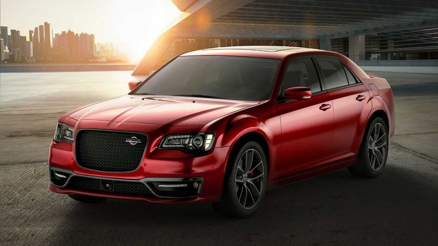 2023 Chrysler 300C Sedan hiệu suất cao “cháy hàng” chỉ sau 12 giờ mở bán