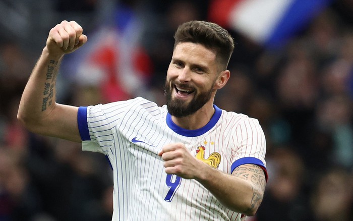 Olivier Giroud đã chính thức gia nhập MLS, mong sớm được gặp Messi